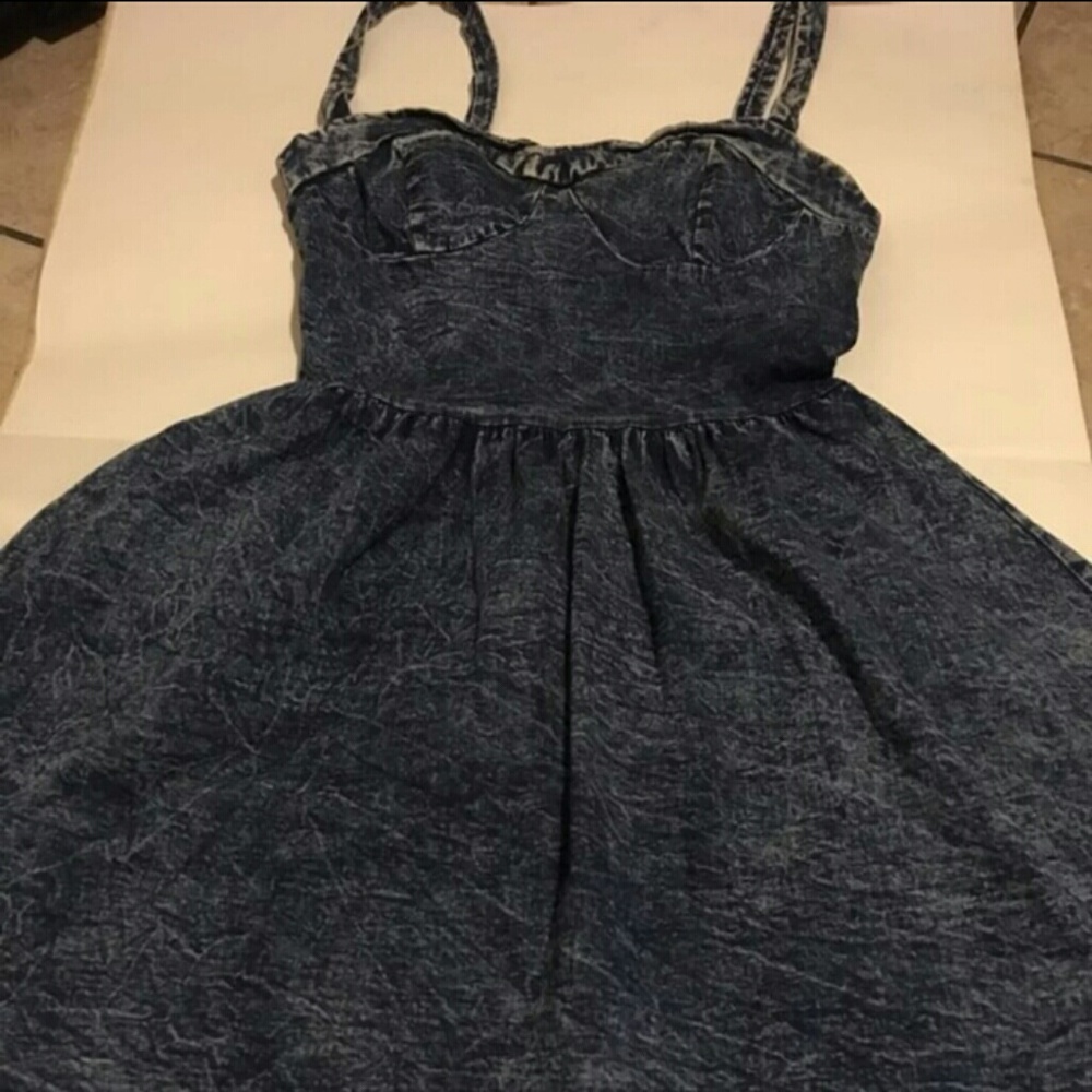 BEAUTIFUL DRESS
